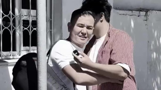 Доллары под матрасом, слезы на лавочке и вайнер на свободе. О главном в Казахстане сегодня