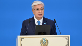 Вейпы, сталкинг и кражи невест: Токаев подписал новый закон